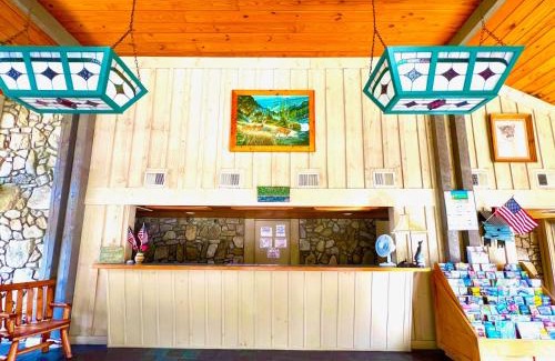 Cherokee Hotel | Newfound Lodge on the river