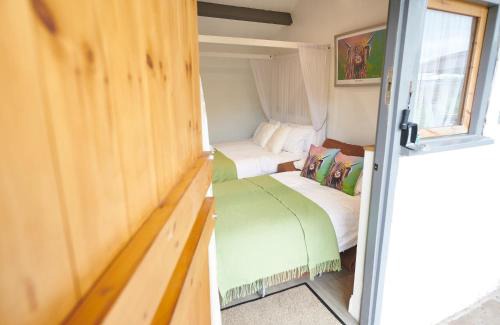 Natland House | Newlands Farm Stables