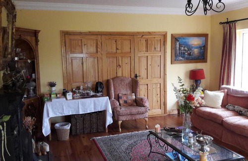 Seven Houses Cross Roads House | Newlands Lodge