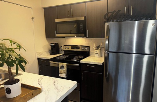 Dearborn Apartment | Newley listed 1 Bedroom Apartment