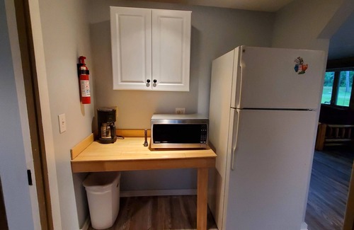 Indian River House | Newley renovated 3 bed room 2 bath, on Indian river with boat dock, 1,092 sq ft
