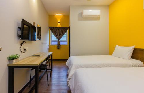 Benggali House | Newly 5BR Cottage House Retreats (Free Parking)