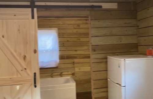 Marvell Apartment | Newly added studio apartment, above garage.