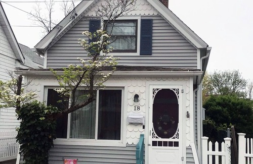 Devon House | Newly available June 27 to July 10 Milford beach cottage. Steps to beach.
