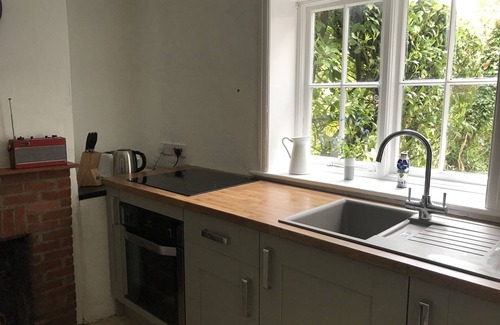 Thursford Cottage | Newly available: Quiet Cottage With Large Garden near Coast