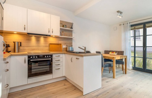 Zingst Apartment | Newly built exclusive vacation apartment with heated cabin