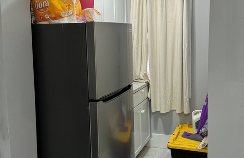 Springfield House | Newly Beautiful renovated first floor apartment getaway