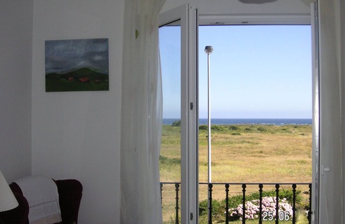 El Monte Apartment | Newly built apartment, located on the beachfront.