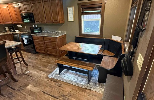 Sparta Cabin | Newly built 1 bedroom/1 bathroom