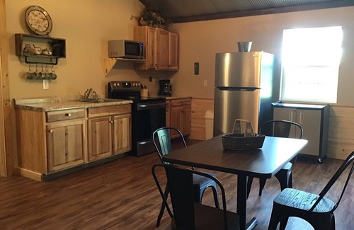 Independence Cabin | Newly built, 3 bedroom Cabin in a quiet neighborhood near Sardis Lake, MS.
