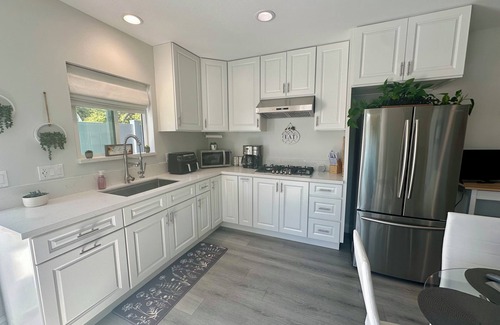 Simi Valley House | Newly built Adorable home with Huge patio with fire pit. Peaceful and quiet!