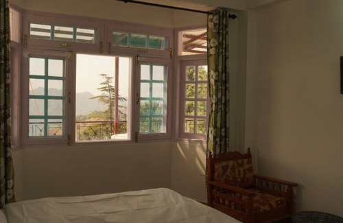 Shimla Bed & Breakfast | Newly built bnb in a pristine village