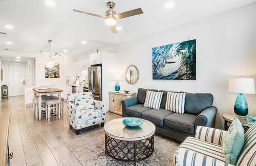 Gulf Place Condo | Newly built condo with WiFi, shared pools, hot tub, & private beach access