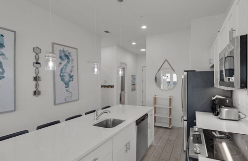 Gulf Place Condo | Newly Built Condo w/3 Pools & Steps to Beach + Free Attraction Tickets!