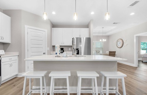 Navarre House | ⛱️Newly Built-Covered Patio-Large Fenced Backyard-4BR Sea Navarre