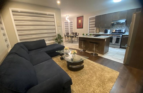 London House | Newly built cozy modern house with King Bed in north London