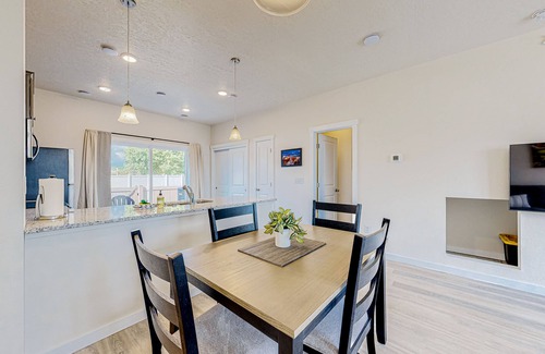 Southwest Ada County Alliance House | Newly built, dog-friendly townhouse with fenced patio & convenient location