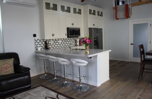 Petaluma House | Newly built Elegant and Stunning Guest house !