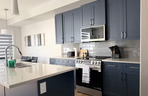 Southeast Edmonton House | Newly Built | Entire Home | Detached Garage