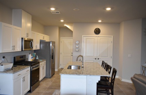 Enterprise House | Newly built Family-Friendly 4BR House in 2022, Close to the Airport and Strip