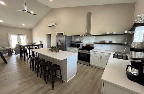Emporia Cottage | Newly built guesthouse with all the character of a peaceful country cottage!