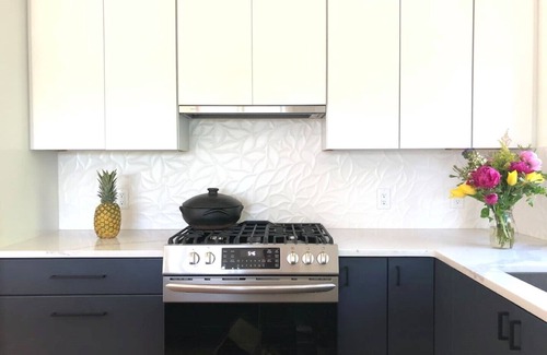 Ann Arbor House | Newly built, light soaked designer Ann Arbor home.