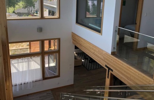West Sechelt House | Newly Built Luxury home with Water View!
