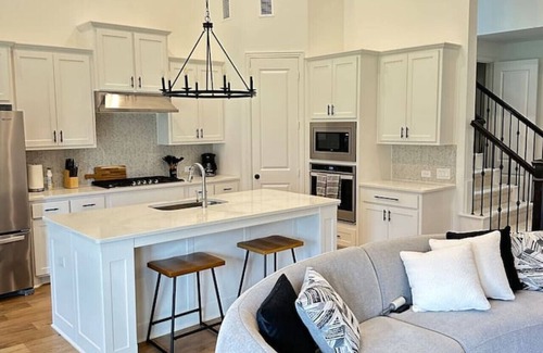 Weston House | Newly Built Luxury Home Perfect for Big Families