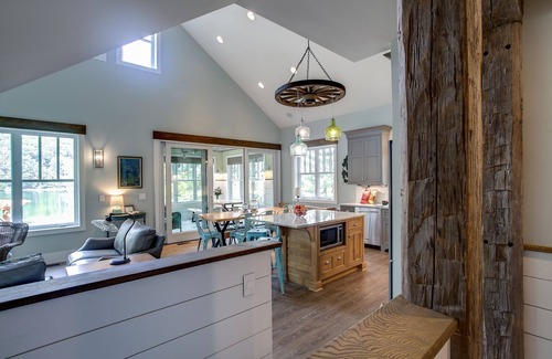 Mayfield House | Newly Built Luxury Lakefront Cottage with Fire Pit, Dock, Game Room