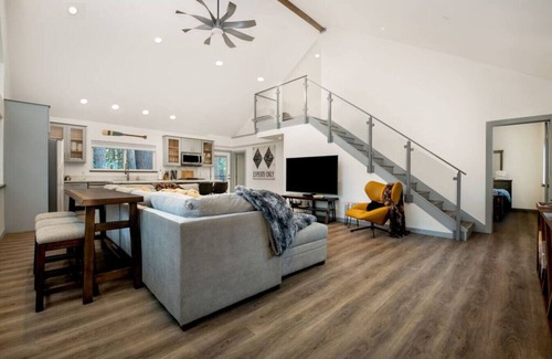 Alta Condo | Newly Built Luxury Villa in the Sierra Mountains