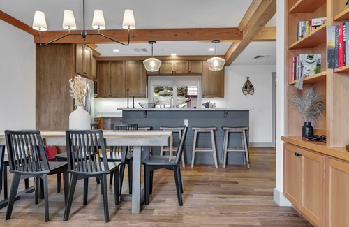 Moscow House | Newly built luxury villa at Trapp Resort with mountain views & perks