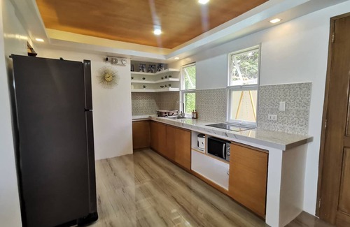 Taytay Villa | Newly Built Private Villa with Pool in Cainta