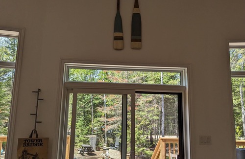 Hecla-Grindstone Provincial Park Cottage | Newly built, quiet family friendly cottage 2 min walk to Lake Wpg close to Hecla