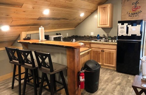 Island Park Cabin | Newly Built, Rustic Loft, Kitchen, Washer & Dryer