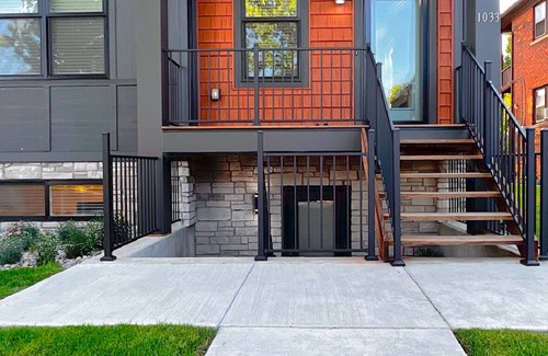 Wayne County Condo | Newly-built modern farmhouse condo available in Grosse Pointe Park!