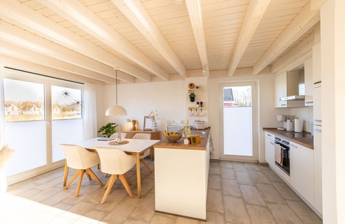 Nordhorn House | Newly built vacation home with many highlights (sauna, fireplace and first lake location)