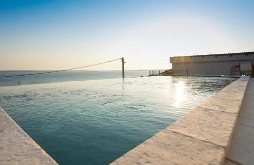 Rtina Villa | Newly built Villa MarVista with 4 bedrooms,infinity pool & stunning sea and mountain views