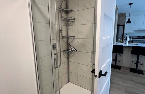 Valleyfield Apartment | Newly built modern & cozy apartment