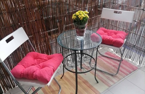 Popesti-Leordeni Apartment | Newly constructed building apartament , 10-minute metro ride to City Centre .