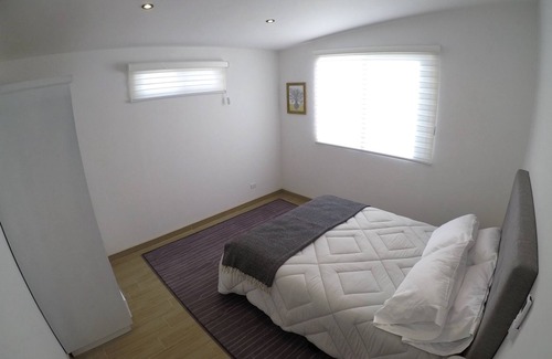 San Antonio de las Minas House | Newly Constructed Hilltop Home - Walking distance to wineries