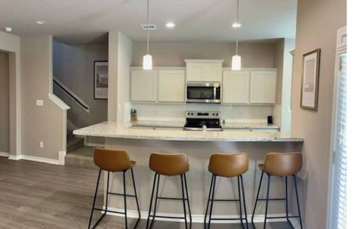 Wellborn House | Newly constructed 3 BDR townhome 5 min to Kyle Field and campus