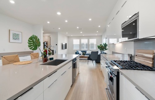 Serra Mesa House | Newly Constructed 4 Bedroom