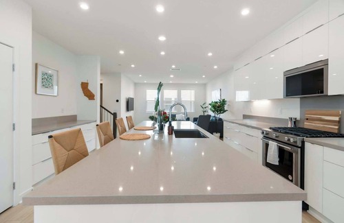 Serra Mesa House | Newly Constructed 4 Bedroom