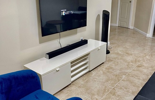Weequahic Apartment | Newly Constructed Basement Two Bedroom Apartment