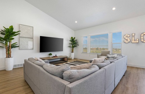 Kearns House | Newly Constructed Modern Home In Salt Lake