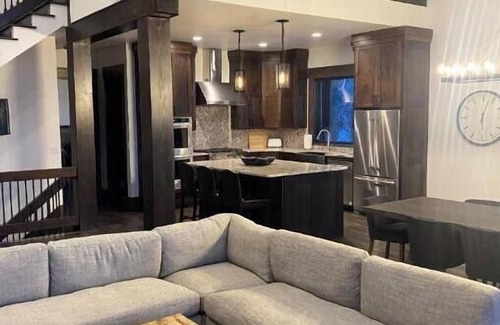 Chester House | Newly constructed river retreat. Fly fishing in summer, snowmobiling in winter.