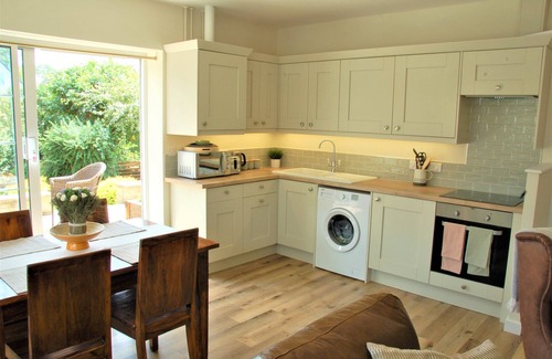 Long Riston House | Newly Converted Bar Lodge in Village location