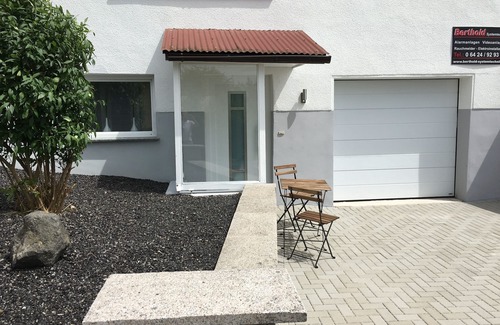 Heskem Apartment | Newly furnished comfortable 1st room apartment in a quiet location with TV, WLAN