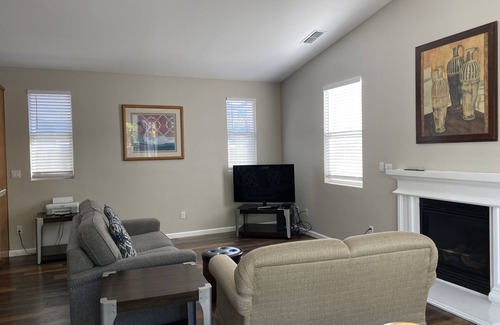 Santa Rosa House | Newly decorated 3bd/2ba, perfect for families!