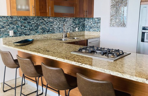 Bucerias Condo | Newly Decorated Beachfront/Oceanfront Condo in Bucerias. Punta Arena.